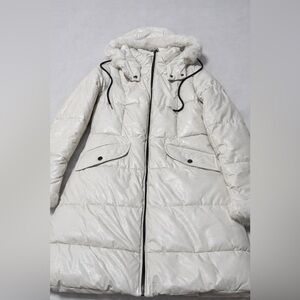 Women's NWT Andrade Cream Puffer Coat Faux Fur Hood Size Small